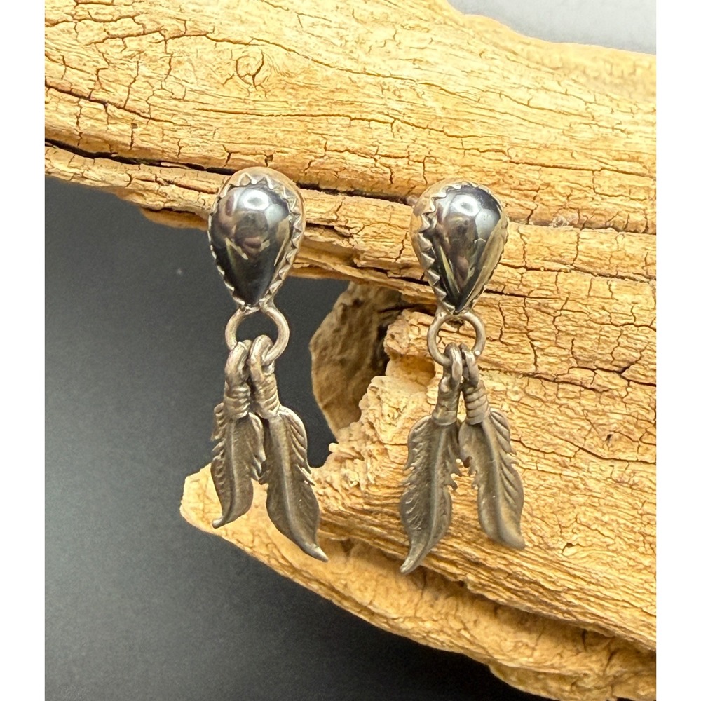 Vintage Sterling Silver Hematite Feather Dangle Earrings Southwestern Boho 3.1g
